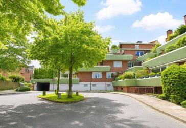 Großzügige Dachgeschosswohnung mit traumhafter Südterrasse in Hamburg-Marmstorf...