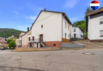 REMAX - Familienfreundliches Wohnen mit viel Potenzial