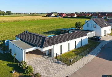 MODERNES WOHNEN AUF EINER EBENE - BUNGALOW IN SCHÖNACH
