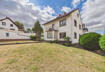RESERVIERT-Ein Zuhause zum Gestalten - mit Garten, Weitblick und einem außergewöhnlichem Platzan...