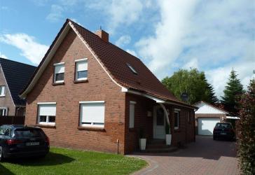 Upgant-Schott: Renoviertes Einfamilienhaus im Zentrum