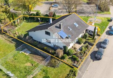 Einfamilienhaus in Bretten: Großes Grundstück, viel Potenzial