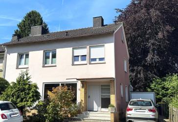 Renoviertes, gepflegtes Einfamilienhaus als DHH mit Keller, Garage in ruhiger Wohnlage - Kamener Osten-
