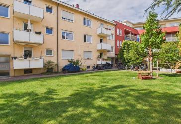 Begehrte Freiburger Unterwiehre: Attraktive 3-Zimmer-Wohnung mit zwei Balkonen