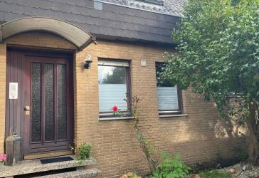 Schönes Haus mit Garten in ruhiger Lage zu vermieten