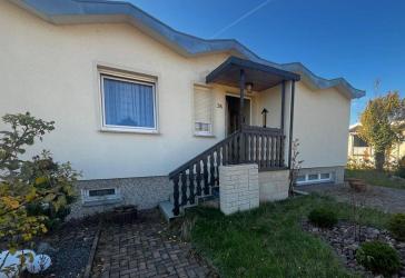 Freistehendes Einfamilienhaus