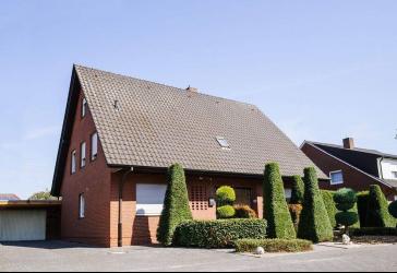 Gepflegtes Einfamilienhaus mit Einliegerwohnung, großem Grundstück und attraktiver Vermietung in Ahaus-Ottenstein