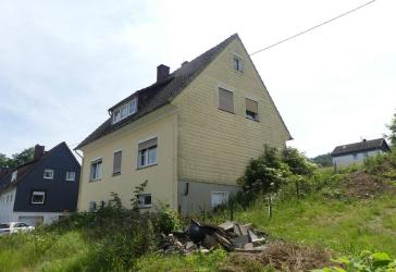 Provisionsfrei für Ersteher - Einfamilienhaus in Neunkirchen-Struthütten - Zwangsversteigerung!