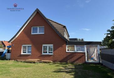 Einfamilienhaus in Friesoythe / Garage / Carport / Garten / Wintergarten