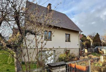 Gepflegtes Zweifamilienhaus in Würzburg-Rottenbauer – Erdgeschosswohnung ab 01.11.2026 bezugsfrei