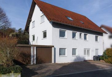 Eigennutzer oder Kapitalanleger: Gepflegtes Dreifamilienhaus in beliebter Lage von Bad Hersfeld