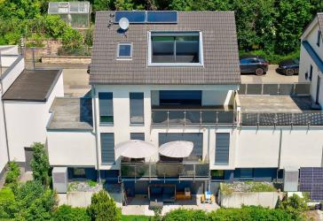 'Top modernes 2-Familien-Haus mit Wärmepumpe und vielen sehenswerten Extras'