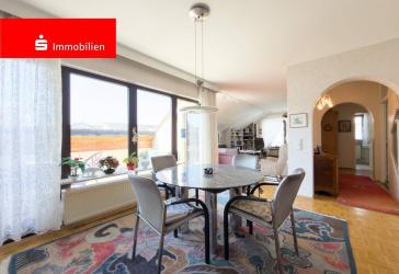 Gepflegte 4-Zimmer-Dachgeschosswohnung in ruhiger Feldrandlage von Seligenstadt