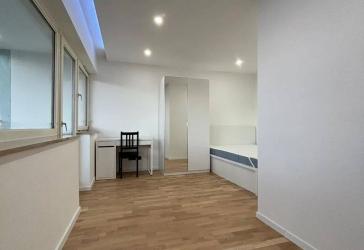 Frisch renoviertes Zimmer mit Balkon für Studenten & Young Professionals