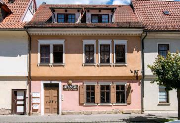 Mehrfamilienhaus inkl. Gewerbe im Rudolstädter Zentrum
