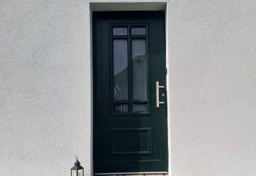 Charmantes, teilrenoviertes Landhaus mit Erweiterungspotential in idyllischer Gegend