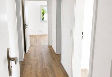 Erstbezug nach Sanierung - moderne 3-Zimmerwohnung im schönen Schwandorf-Ettmannsdorf