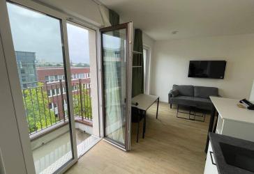 WG-geeignetes möbliertes City-Apartment mit ALL-IN-Miete und Balkon