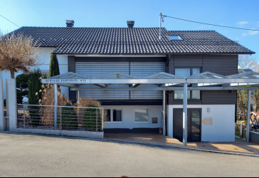 Vorschaubild Villa
