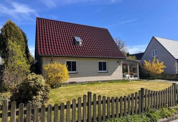 +++ kernsanierte und ruhig gelegene Oase im Osten der Stadt - 2 km vom Zentrum und der neuen Klinik entfernt +++