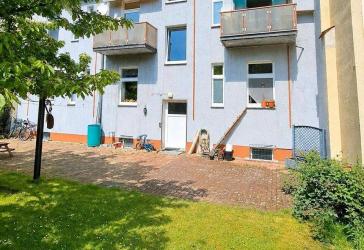 Mehrfamilienhaus in Cottbus - Schmellwitz in ruhiger Lage mit 6 Mietwohnungen