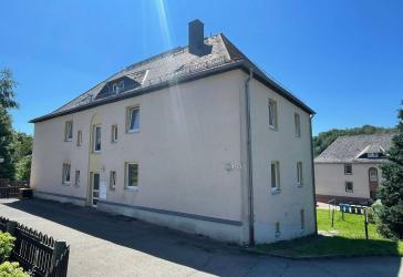 Schöne 3-Raum-Wohnung mit Gartenanteil