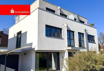 Luxuriöse Doppelhaushälfte mit exklusiver Ausstattung und Garage - OF-Buchrainviertel!