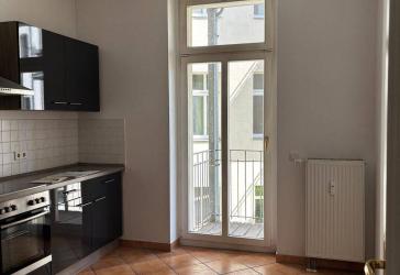 4-Raum-Wohnung im Zentrum-Süd mit Balkon und Einbauküche