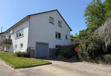 Sonniges Wohnen mit Ausblick - großzügig, komfortabel und renoviert!