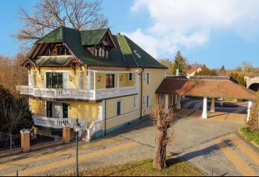 Vorschaubild Villa