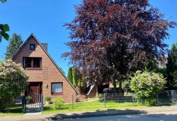 Wohnen mit Charakter – gepflegtes Nurdachhaus in idyllischer Lage der Lüneburger Heide von privat