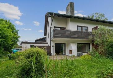 Provisionsfrei - Familienfreundliches Haus mit grünem Garten in ruhiger Lage (Top-Anbindung)