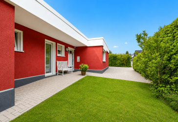 Großzügiger Bungalow mit privatem Südgarten und vielseitigen Nutzungsmöglichkeiten