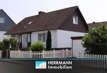 Gepflegtes Einfamilienfertighaus mit Garage in ruhiger Wohnlage