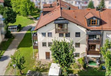 Ruhiges Wohnglück: Helle 2-Zimmer-Wohnung mit sonnigem Westbalkon und Tiefgarage