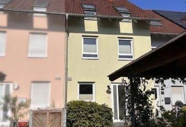 Einzugsbereites Reihenhaus in familienfreundlicher Lage