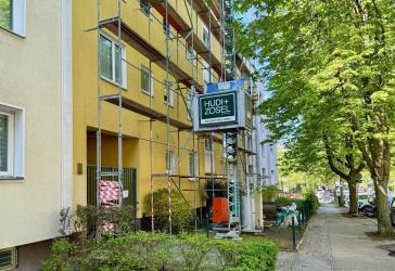 Hübsche Wohnung mit Balkon ins Grüne im schönen Steglitz