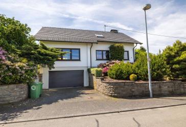 Offenes Bieterverfahren läuft bis 25.08.2026 - Jetzt dabei sein! Familienhaus in Vettelschoss!