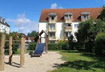 Helle 3-Zimmer-Wohnung mit sonnigem Balkon und eigenem Mietergarten