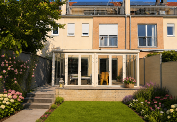 Modernes RMH mit Garten, Dachterrasse u. Garage in begehrter Lage von Düsseldorf-Wittlaer/Einbrungen