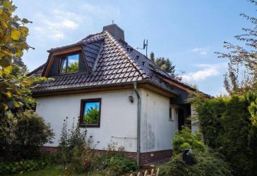 1.081 m² GRUNDSTÜCK Altbestand mit Potenzial für Sanierung oder individuelle Neubauplanung