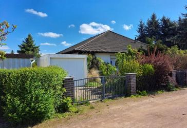 Lieskau - Solides Einfam.haus im Bungalowstil