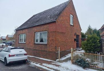 Kleines Wohnhaus mit Garten in Meldorf