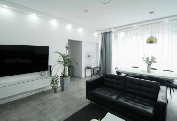 Attraktive 4-Zimmer-Eigentumswohnung mit Garage, großer Terrasse und Gartenzugang in Lierenfeld