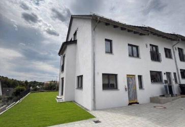 Provisionsfrei ! REH/ RMH - in schöner Siedlungslage zu verkaufen