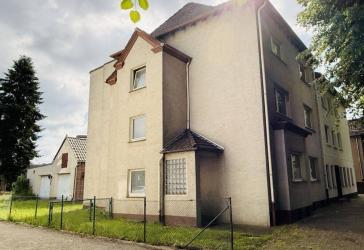 Sanierungsbedürftiges 3-Familienhaus auf 575 m² Grundstück in Marl-Sinsen - ideales Anlageobjekt