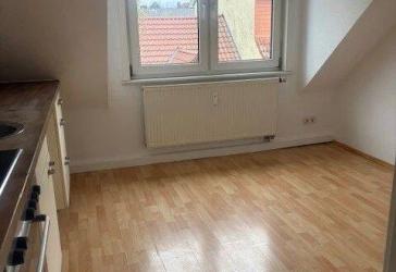 Lichtdurchflutete Dachgeschosswohnung zum Wohlfühlen