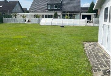 Top gepflegtes, freistehendes Zuhause mit Außenschwimmbad in ruhiger Lage von Korschenbroich (Nähe Schloss Dyck)