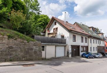 Voll vermietetes Dreifamilienhaus in Stühlingen - Kapitalanlage mit stabilen Mieteinnahmen