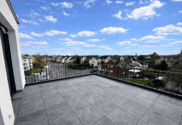 Wohnen am Stadtpark: Zentral, barrierefrei und energieeffizient. Großzügige Wohnung mit Dachterrasse
